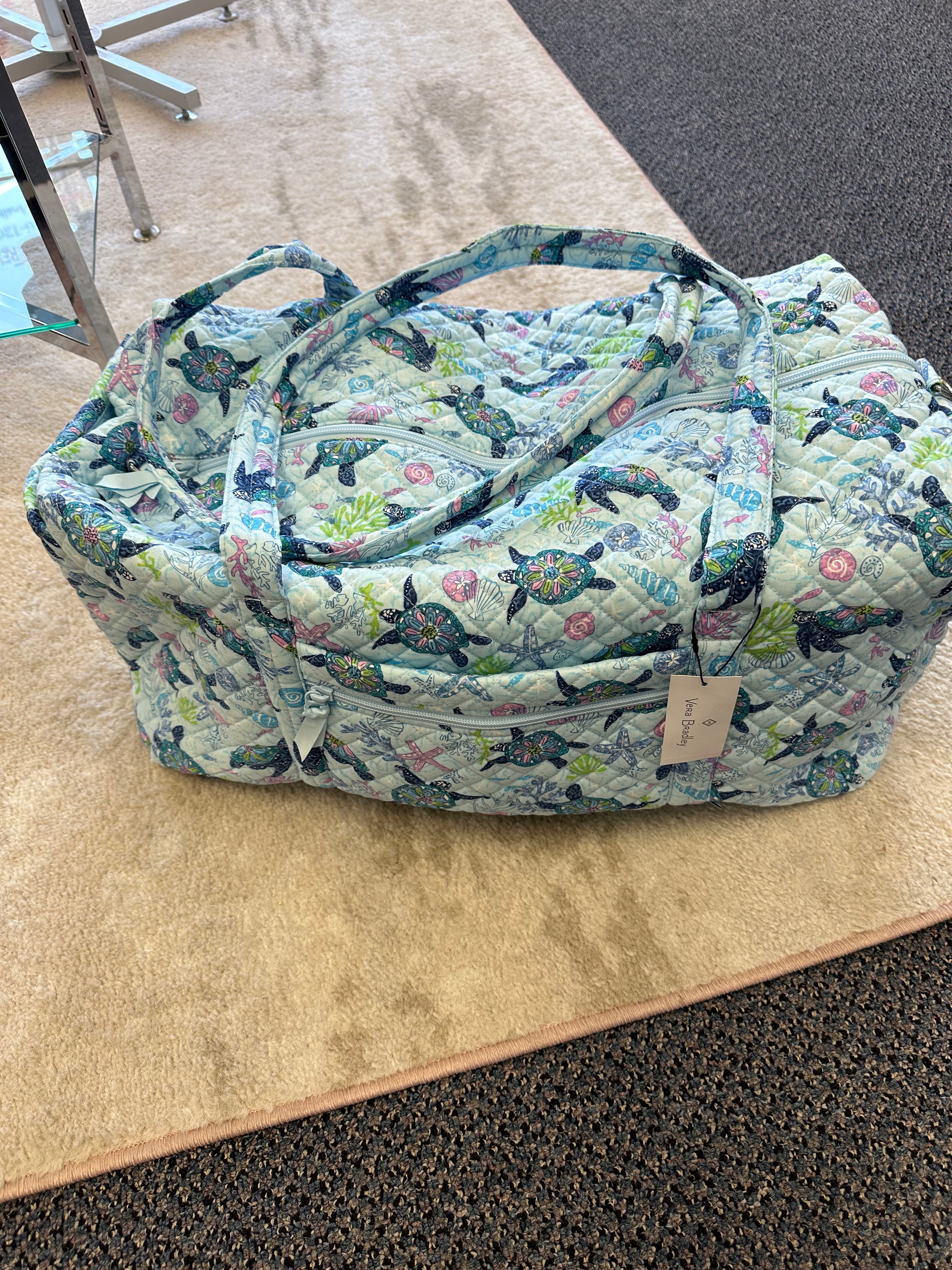 Large Travel Duffel BagVera Bradley